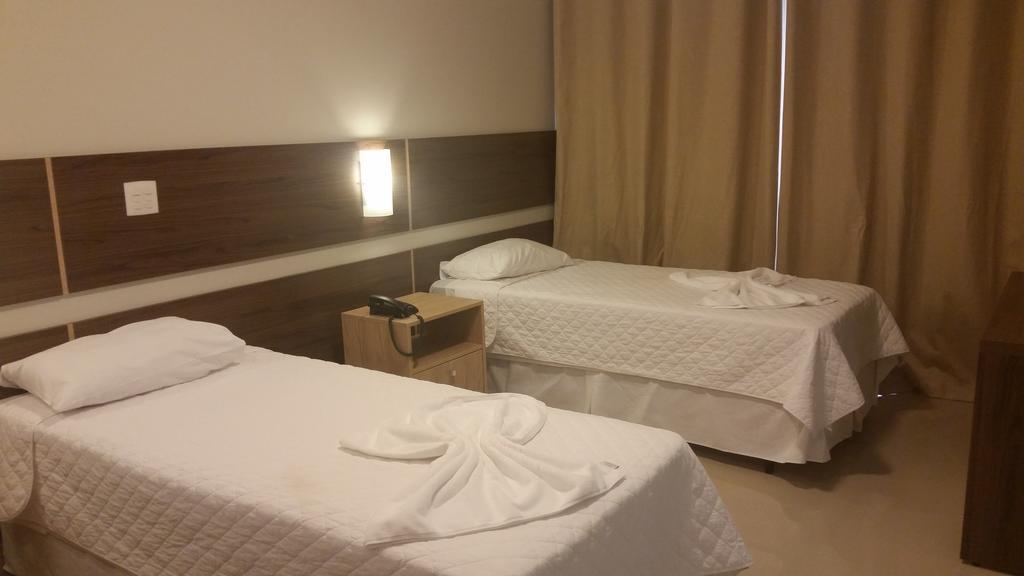 גויאנזיה Kamur Plaza Hotel חדר תמונה