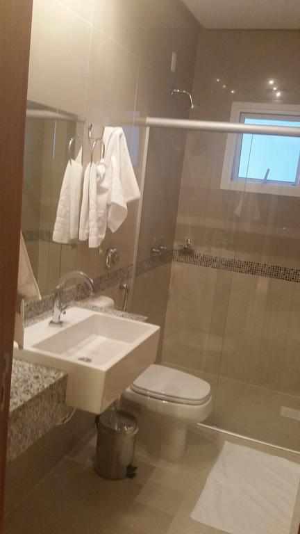גויאנזיה Kamur Plaza Hotel חדר תמונה